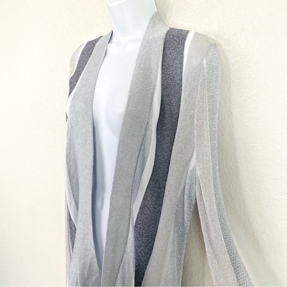Chico’s Silver Metallic Open Front Mesh Knit Sweater Cardigan Size L/12 - Picture 2 of 7